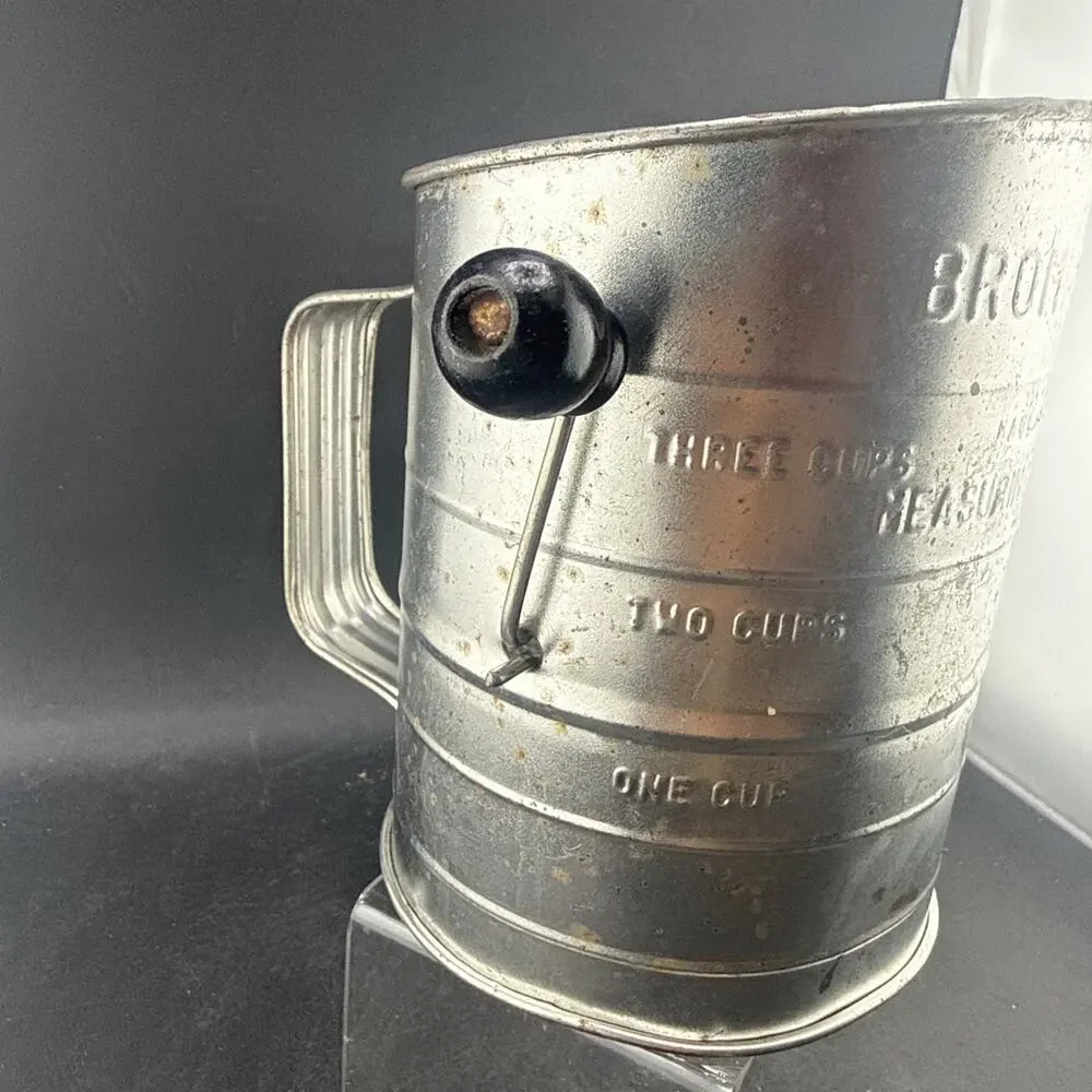Vintage Bromwells Measuring Flour Sifter 3 Cup Tin Wood Handle Farmhouse Decor